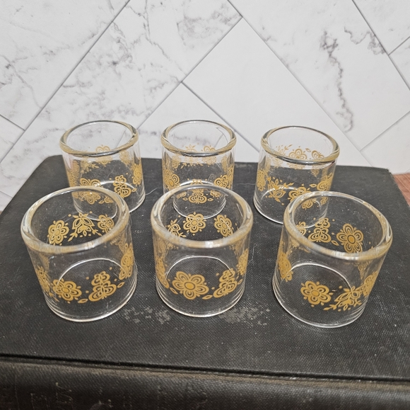 Vintage Pyrex napkin rings - Picture 5 of 6